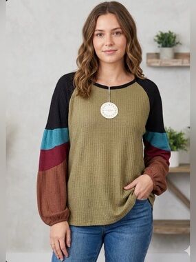 Umgee Olive Black Colorblock Waffle Knit Raglan Top with Multi-Panel Sleeves